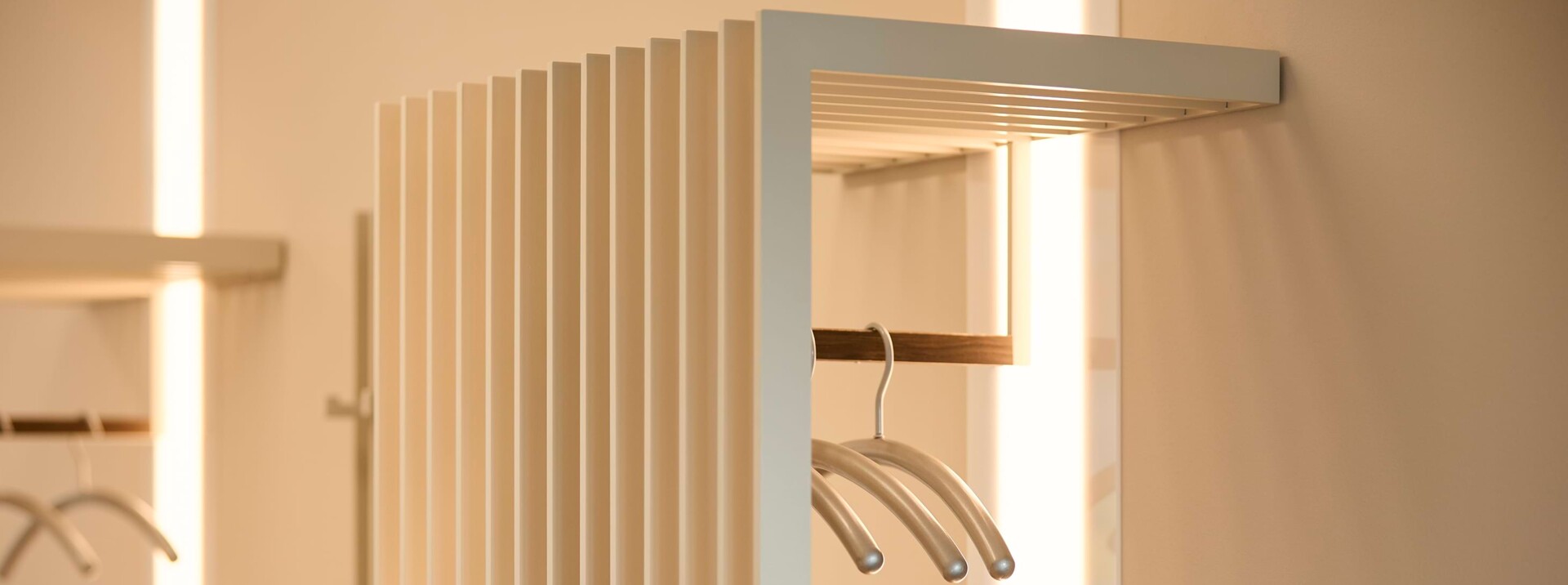 Garderobe mit Lichtambiente